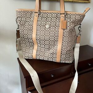 Coach Signature Tote/Travel Bag